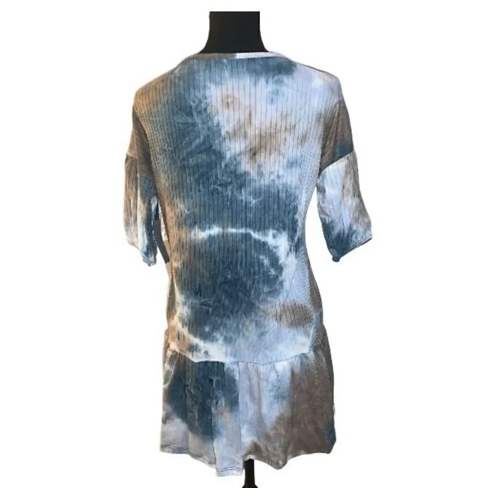 Velvet Torch Peplum Tunic Top - Picture 6 of 8